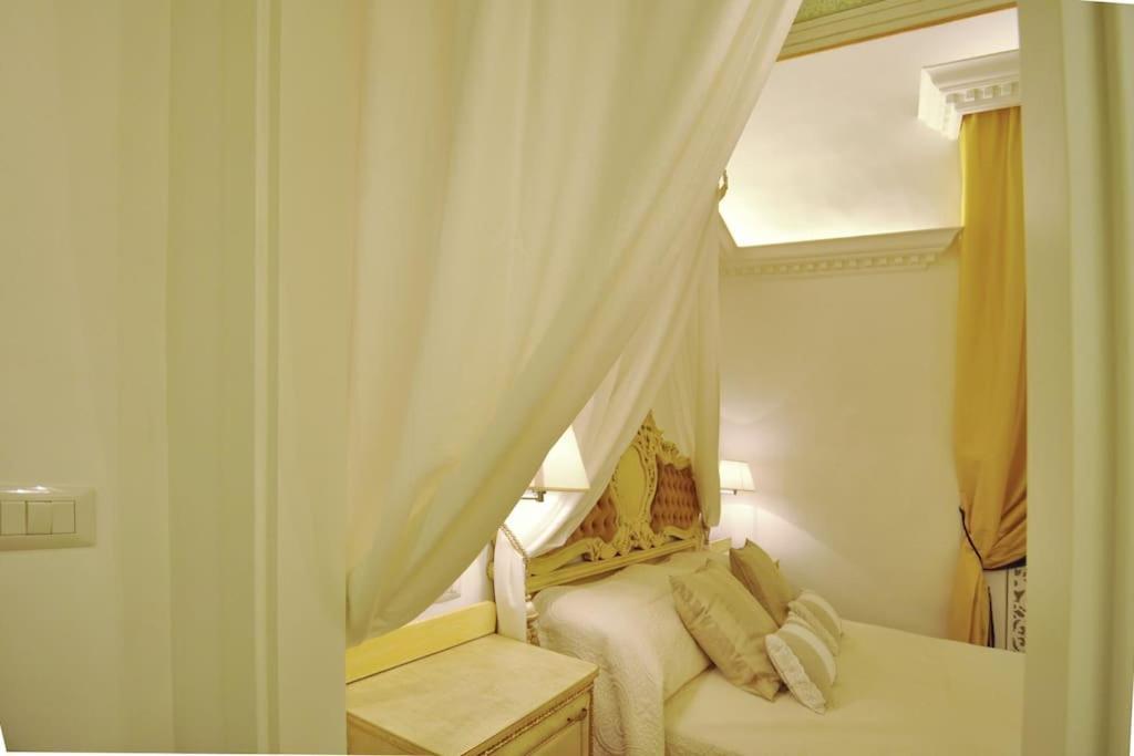 Vicolo Savelli Luxury * Roma